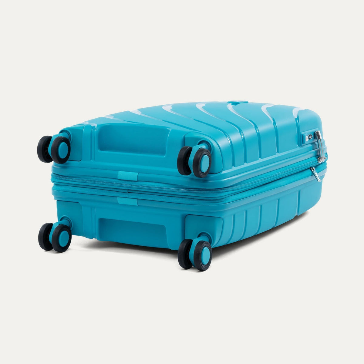 Atlantic®  Carry-On / Medium Check-In Hardside Set