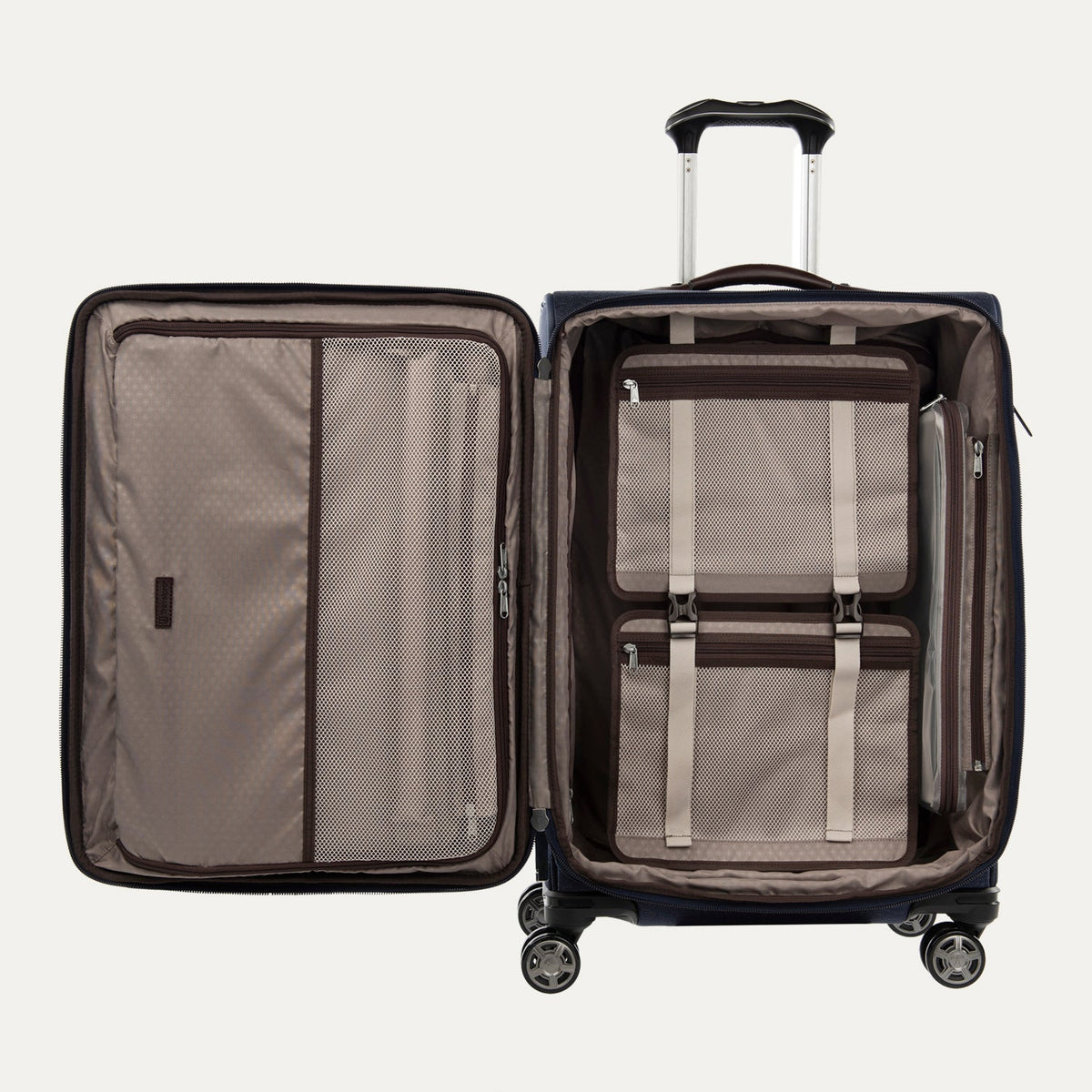 On the Move - Platinum® Elite Weekender Bag / Medium Check-In Set