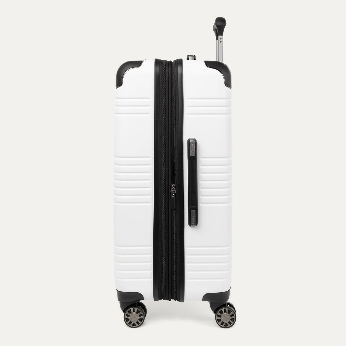 Roundtrip® Medium Check-in Expandable Spinner