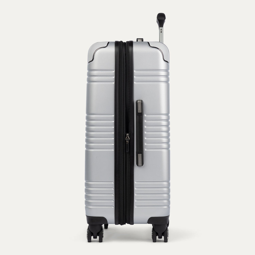Roundtrip® Medium Check-in Expandable Spinner