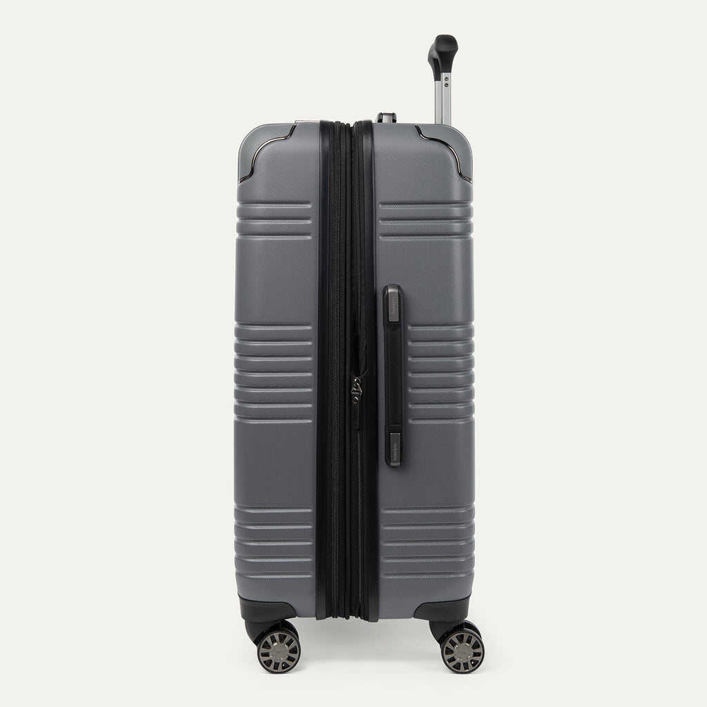 Roundtrip® Medium Check-in Expandable Spinner