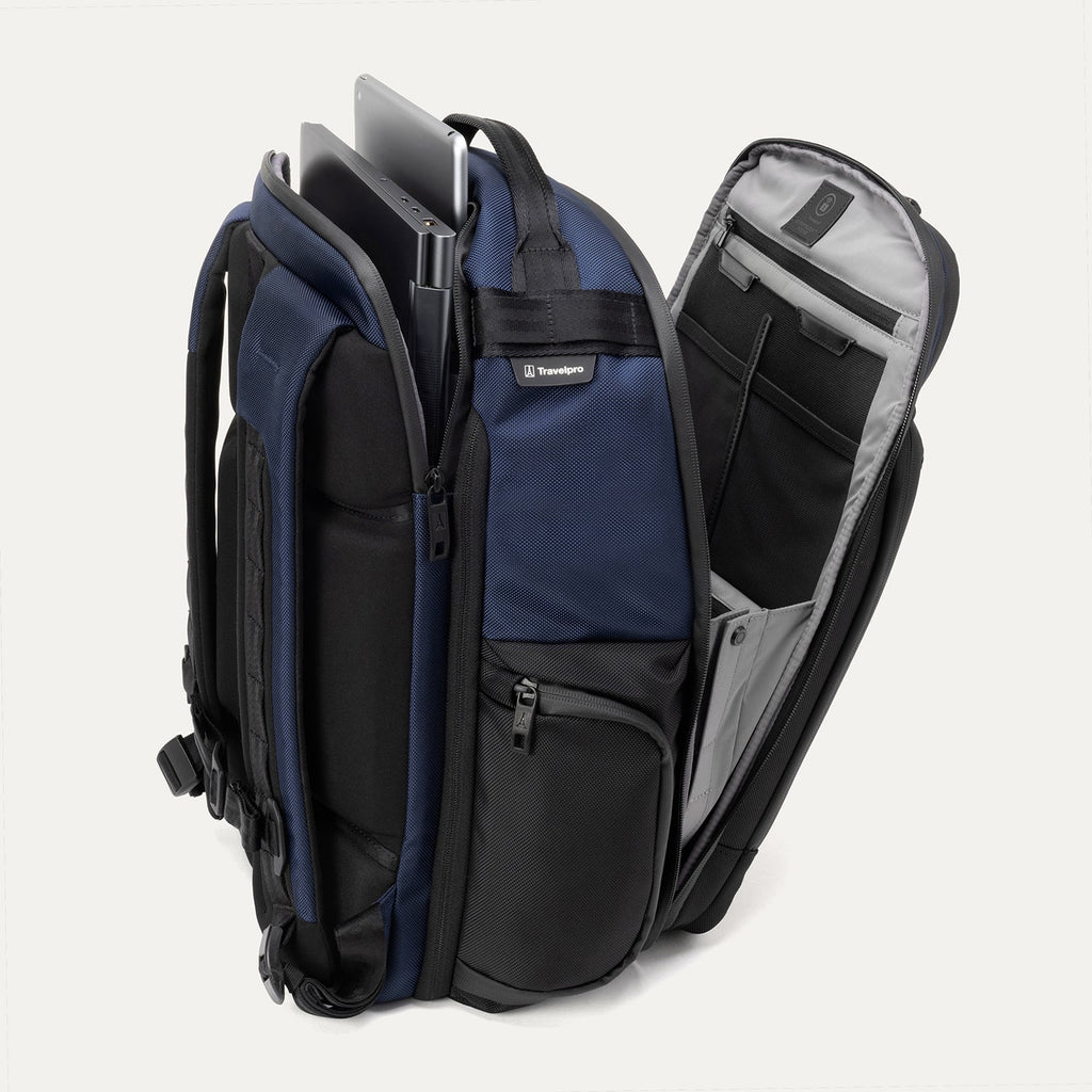 Versapack+ Medium Check-in Spinner / Travelpro® Altitude™ Large Backpack Set